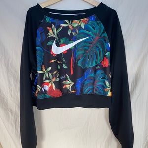 Nike long sleeved crop top